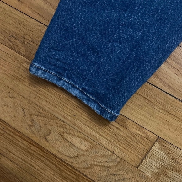 Slim fit cropped jeans. - Picture 2 of 3